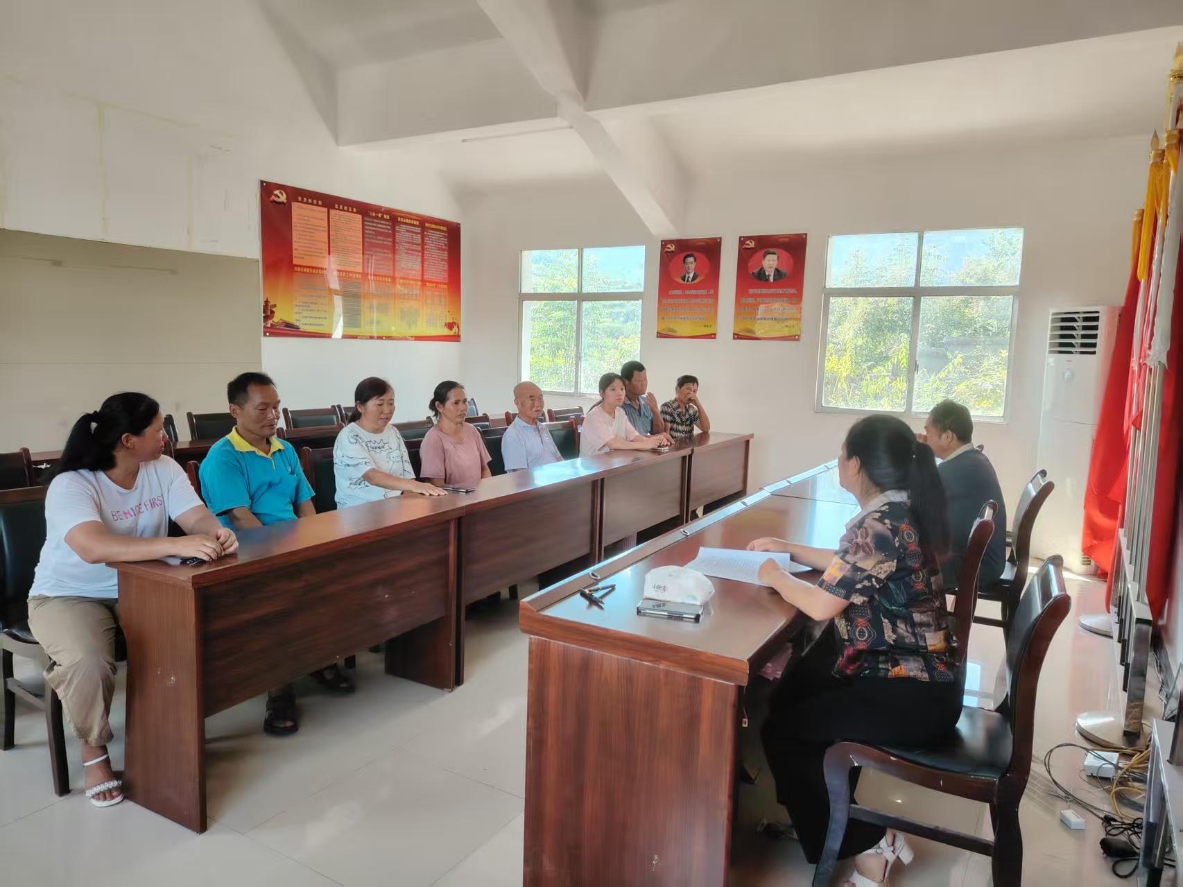 2025年8月19日幸福协会对考学一本，二本，高中的学子进行奖励